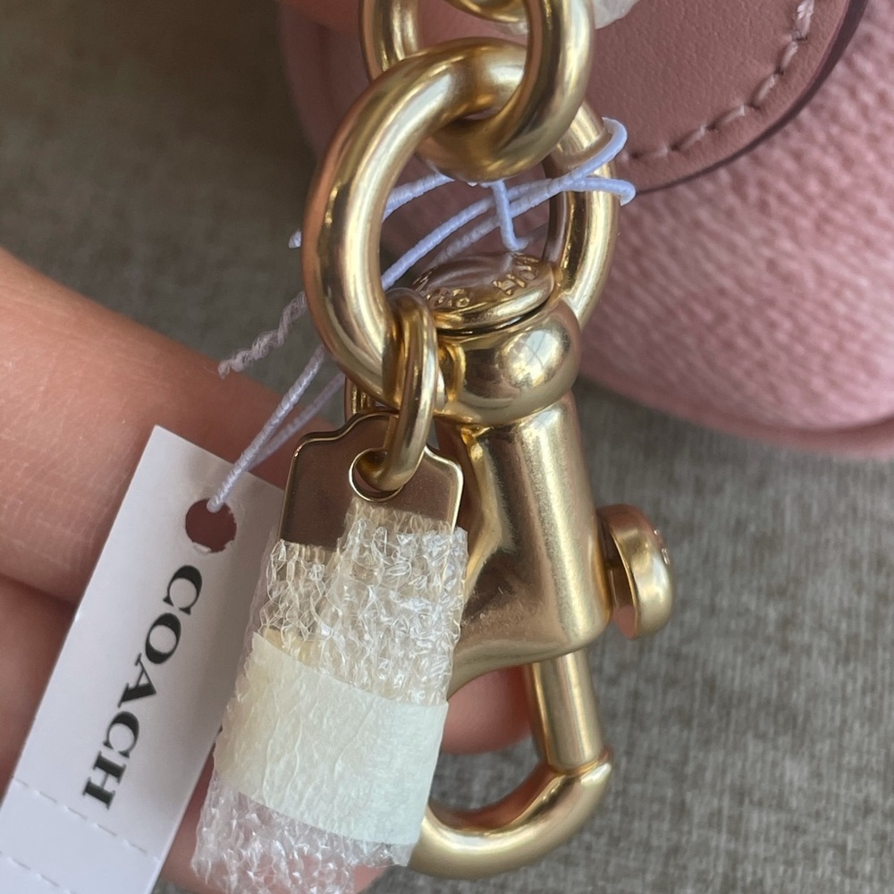 NWT!COACH MINI ROWAN BAG CHARM IN SIGNATURE(COACH CX068)POWDER PINK fastshipping - Picture 5 of 5